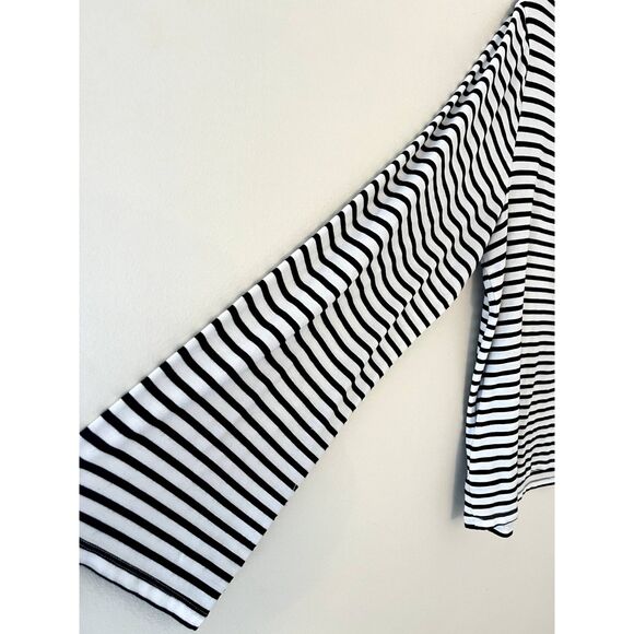 Reformation Women's Black and White Striped Longsleeve Top - Medium - Picture 4 of 6